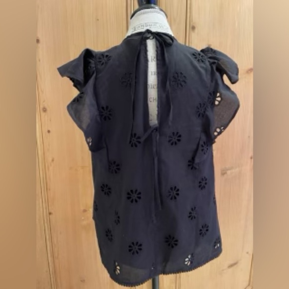 Kate Spade Clover Eyelet Ruffle Sleeve Shell - Picture 4 of 7